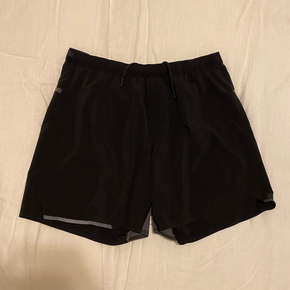 Men’s Large Lululemon shorts